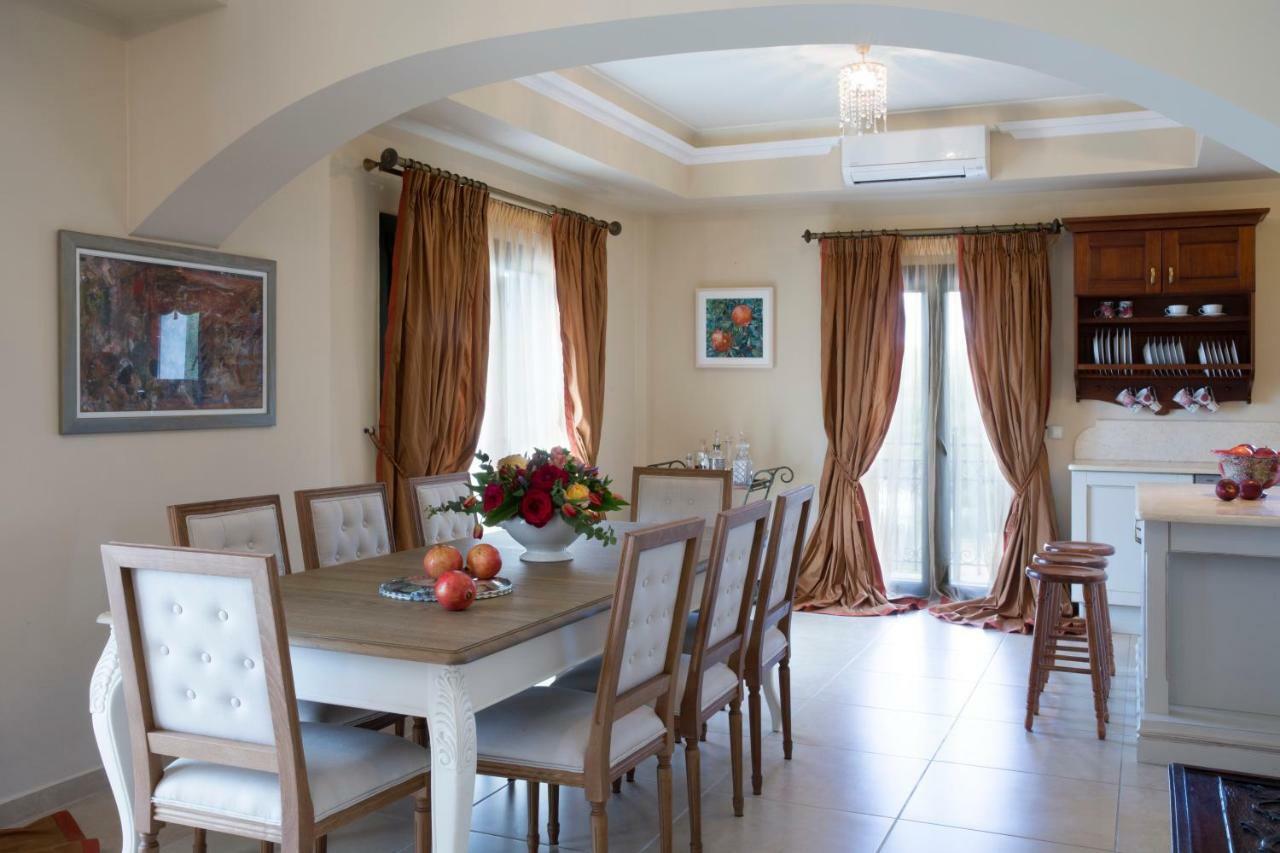 Avra Private Suites لاسي المظهر الخارجي الصورة