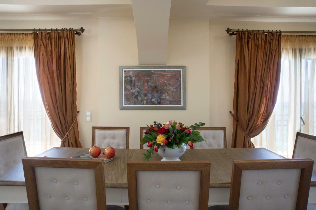 Avra Private Suites لاسي المظهر الخارجي الصورة