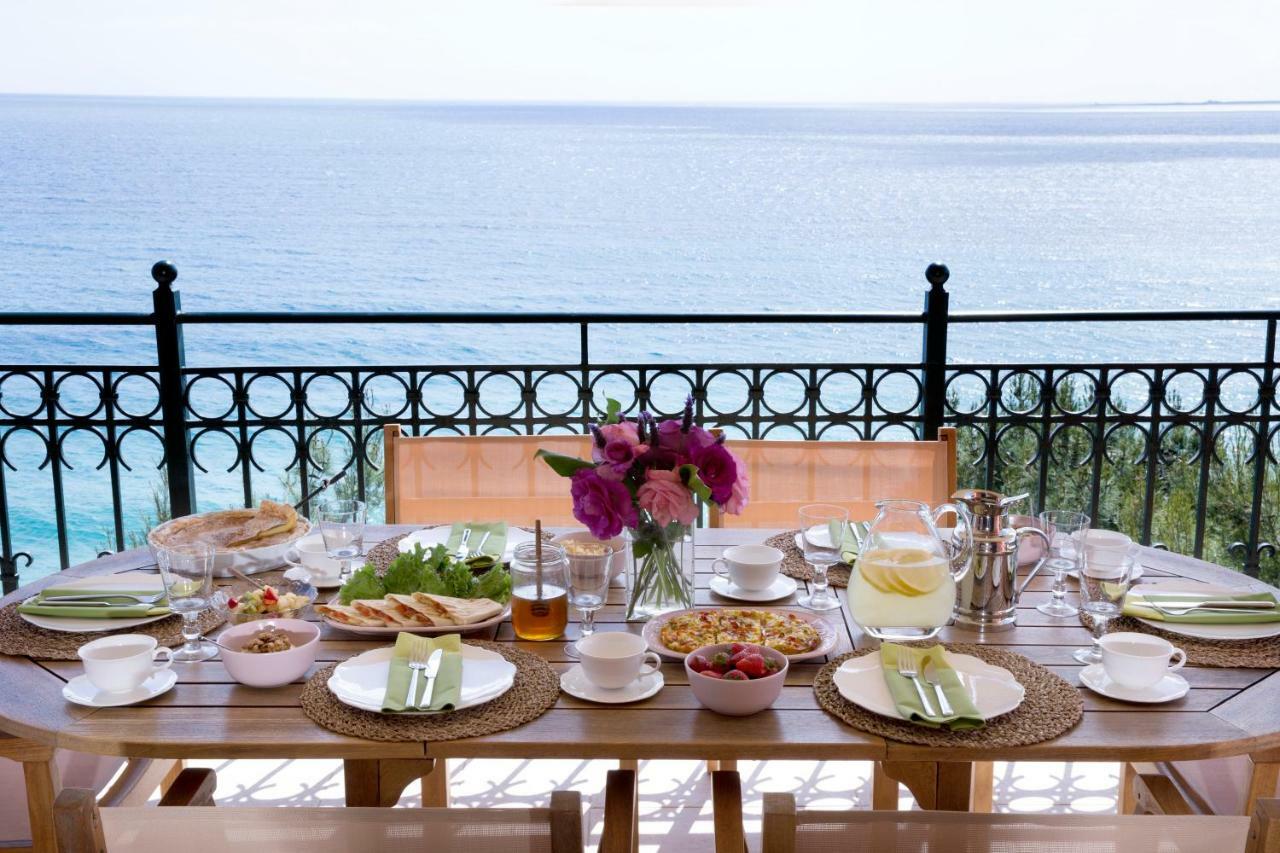 Avra Private Suites لاسي المظهر الخارجي الصورة