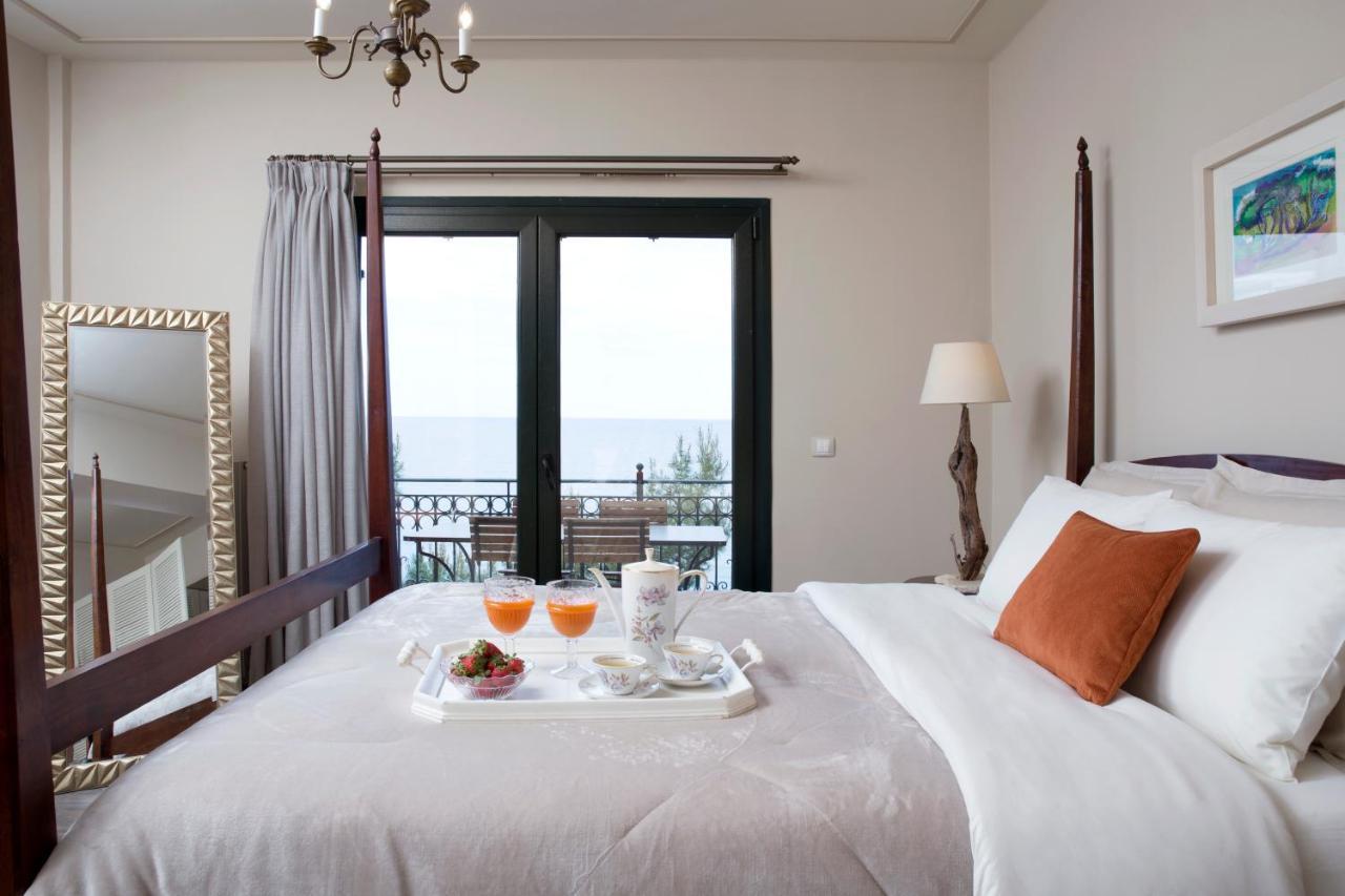 Avra Private Suites لاسي المظهر الخارجي الصورة